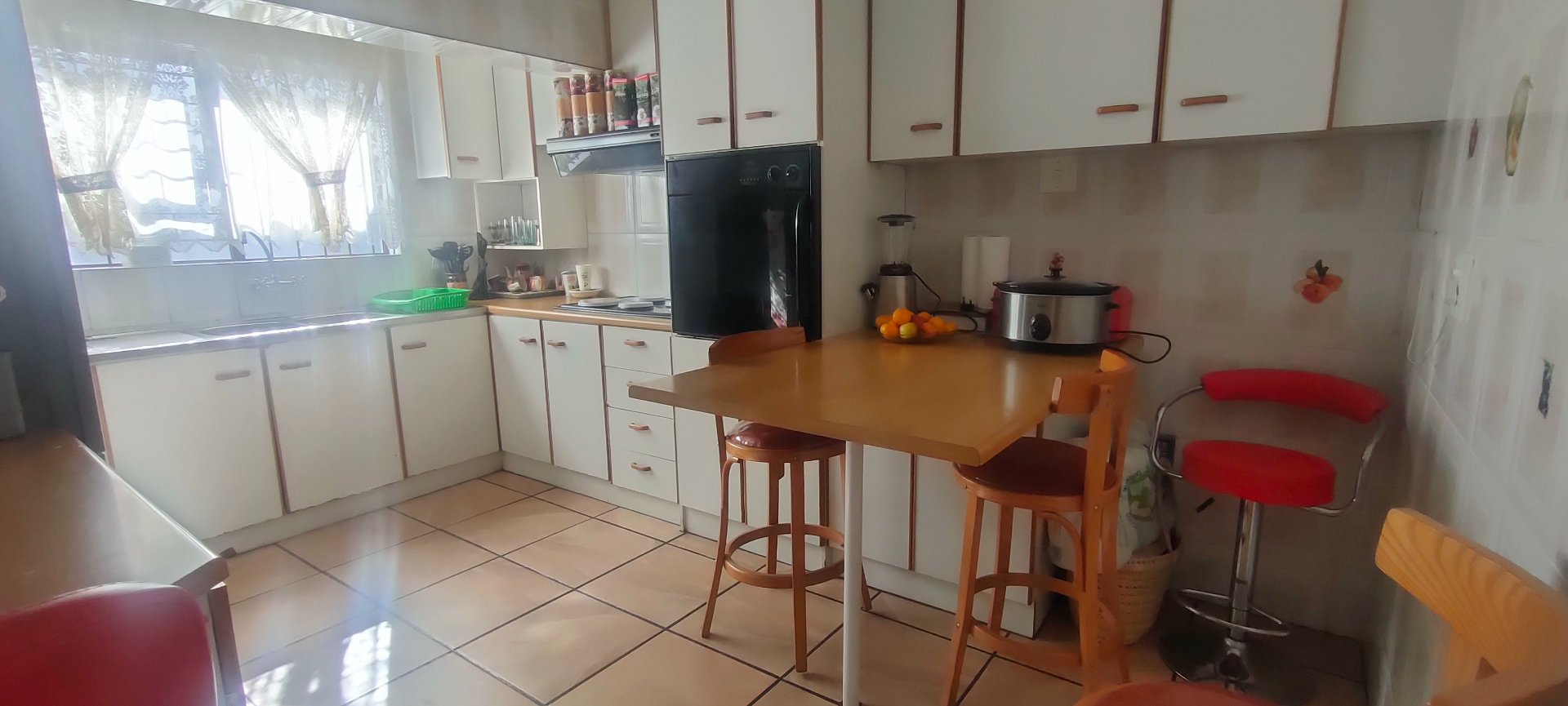 3 Bedroom Property for Sale in Charlesville Western Cape